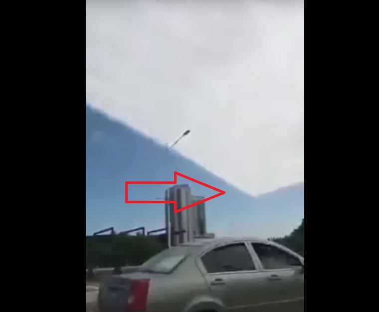 UFO1024.JPG